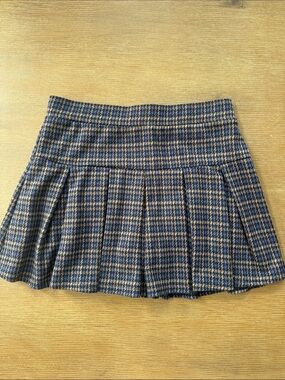 American Eagle Outfitters Navy and Tan Plaid Pleated Mini Skirt